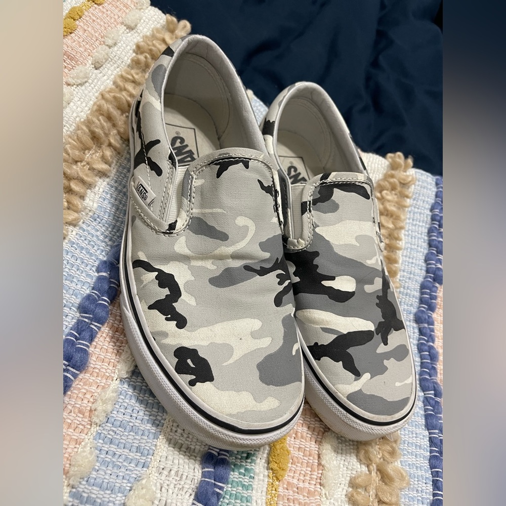 Camo vans. Like new